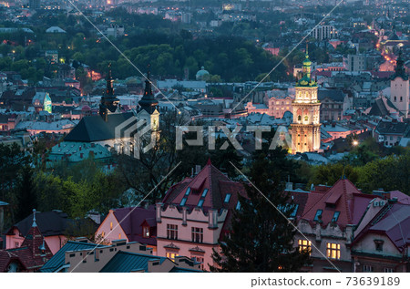 Night Lviv view 73639189
