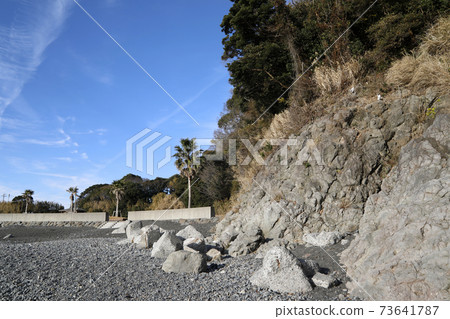 八喜市濱原子海岸的枕形熔岩露頭 八喜市濱原子海岸的枕形熔岩露頭 73641787