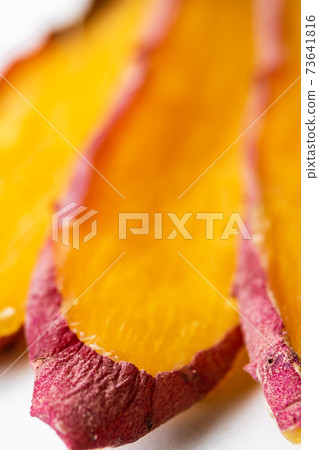 紅遙/金黃土豆干 73641816