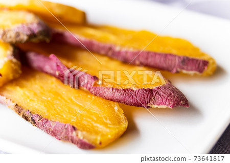 紅遙/金黃土豆干 73641817