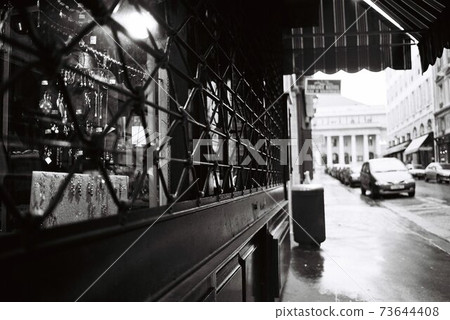 France back alley bar 73644408