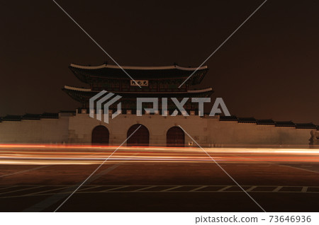 Gwanghwamun Square. Night view. Admiral Yi Sun-sin. King Sejong 73646936