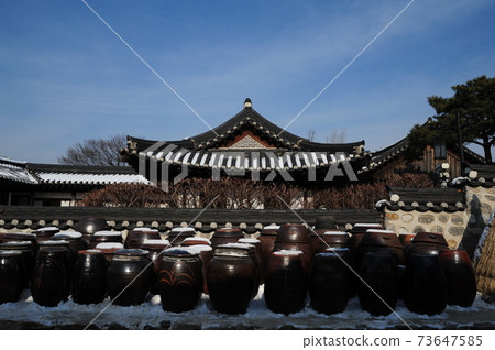 Namsangol, Hanok Village, Traditional House, Winter. 73647585