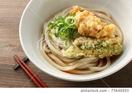 Summer taste Zaru udon with tempura Summer taste Zaru udon with tempura 73648893