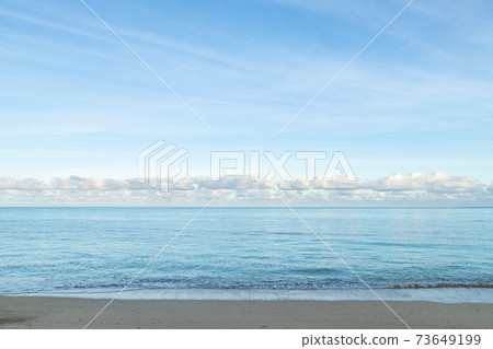 Tomi清晨抵達海灘 Tomi清晨抵達海灘 73649199