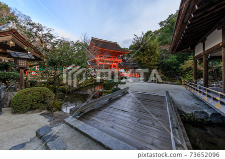 上鴨神社在清晨 上鴨神社在清晨 73652096