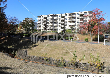 千里新城 73652608