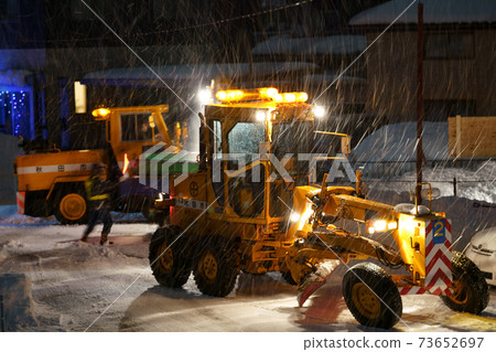 Snow removal work in the snow Akita City snow removal work vehicle Snow removal work in the snow Akita City snow removal work vehicle 73652697