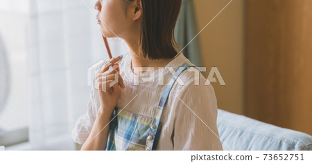 Ballpoint pen and housewife 73652751