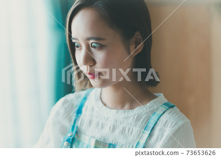 家庭主婦與圓的眼睛 73653626