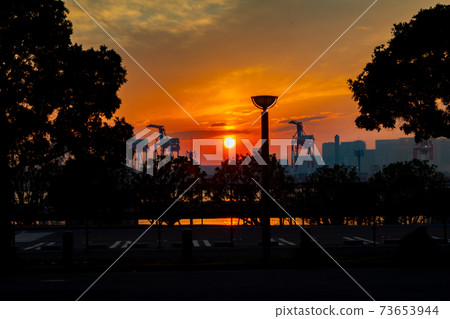 Evening view from Odaiba 73653944