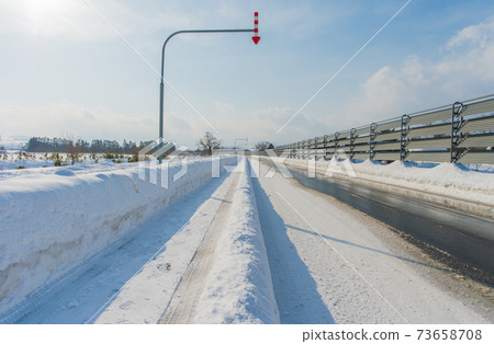 冬季道路 73658708