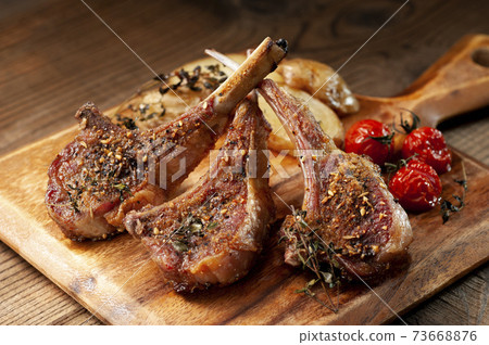 香料烤羊排 73668876