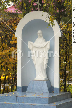 Virgin Mary Sculpture in Khmilnyk Virgin Mary Sculpture in Khmilnyk 73669433