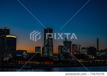 Night view from Yokohama / Minatomirai / Osanbashi Night view from Yokohama / Minatomirai / Osanbashi 73670376