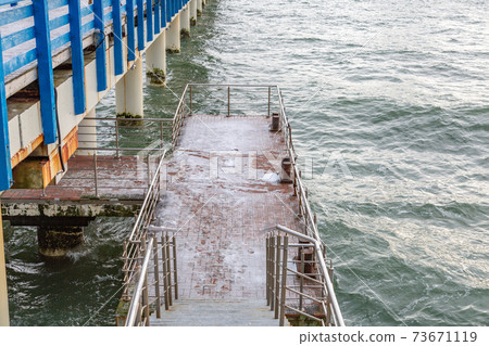 Gloomy Baltic Sea in winter season Gloomy Baltic Sea in winter season 73671119