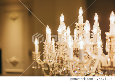 酒店入口吊燈 73671908