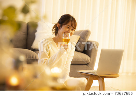Online drinking party video call Online drinking party video call 73687696