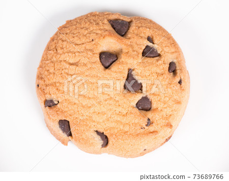 chocolate chip cookie 73689766