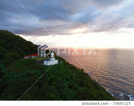 京都府Tanhanjima的最北端的“ Keigasaki” 京都府Tanhanjima的最北端的“ Keigasaki” 73691125