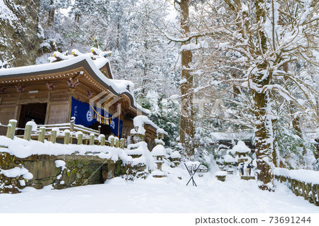 Snow Hikosan Toyomaebo Observatory Trailhead (Takasumi Shrine approach) Snow Hikosan Toyomaebo Observatory Trailhead (Takasumi Shrine approach) 73691244