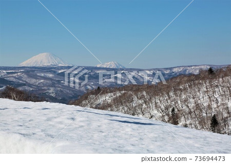 面對Orofure Pass（北海道戶別市）的Yotei山 73694473