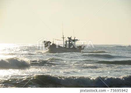 Myeongseon-do. Gyeongnam. Water fog. Morning Myeongseon-do. Gyeongnam. Water fog. Morning 73695942