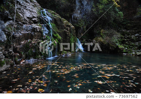 Gangwon-do, Samcheok-si, Mugeon-ri, Moss Falls 73697562