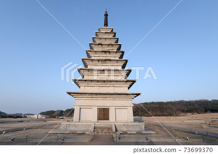 益山Mireuksaji石塔韓國國寶第11號 益山Mireuksaji石塔韓國國寶第11號 73699370