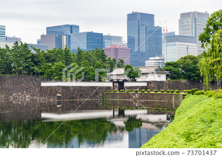 "Tokyo" Imperial Palace Sakuradamon 73701437