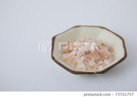 Salt rock salt 73701757