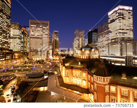 Tokyo Station and Marunouchi Station Square at dusk Tokyo Station and Marunouchi Station Square at dusk 73708715