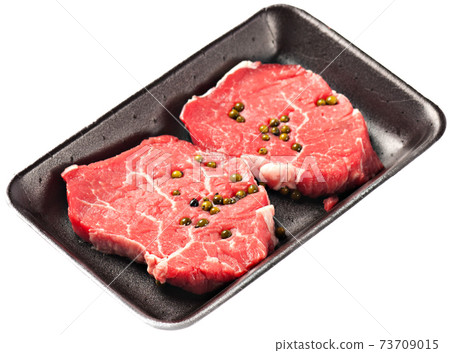 Fresh fillet of beef with green pepper. Fresh fillet of beef with green pepper. 73709015