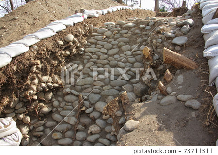 愛宕山古墓福石(群馬縣前橋市) 愛宕山古墓福石(群馬縣前橋市) 73711311