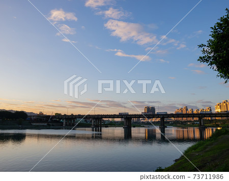 Afternoon view of the Bitan Bridge at Xindian District Afternoon view of the Bitan Bridge at Xindian District 73711986