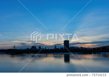 Sunset landscape around the Dadaocheng Wharf area Sunset landscape around the Dadaocheng Wharf area 73714215