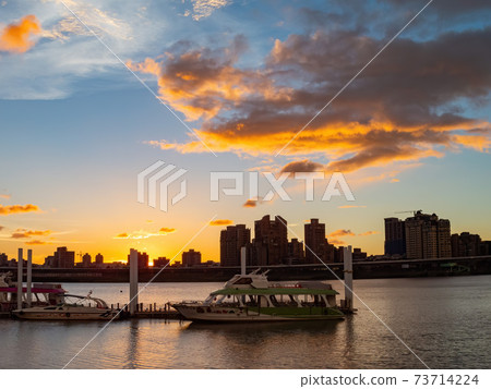 Sunset landscape around the Dadaocheng Wharf area Sunset landscape around the Dadaocheng Wharf area 73714224