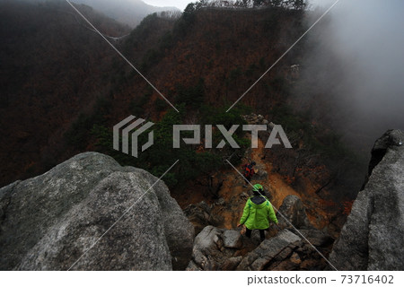Bukhansan, National Park, Autumn, Maple, Ridge Bukhansan, National Park, Autumn, Maple, Ridge 73716402