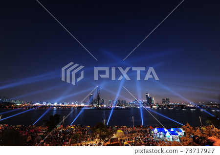 煙花,節日,汝ou島市Ichon區63號樓 煙花,節日,汝ou島市Ichon區63號樓 73717927