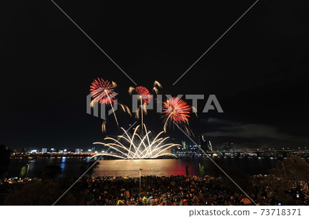 世界煙花節,利川市汝ou島 世界煙花節,利川市汝ou島 73718371