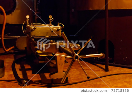 Horizontal screw press in winery Horizontal screw press in winery 73718556