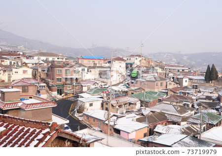 Seongbuk-dong, Gilsangsa Temple, Buddhism, Sunseong-gil, Snowscape. Seongbuk-dong, Gilsangsa Temple, Buddhism, Sunseong-gil, Snowscape. 73719979