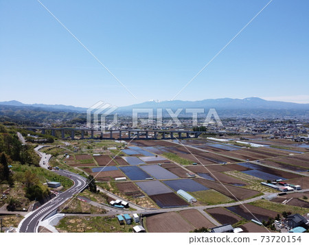 櫻平的早春風景[信州的春天] 73720154