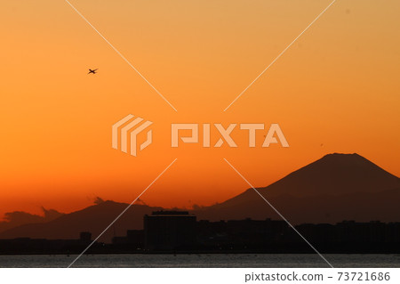 Mt. Fuji and airplane at sunset 73721686
