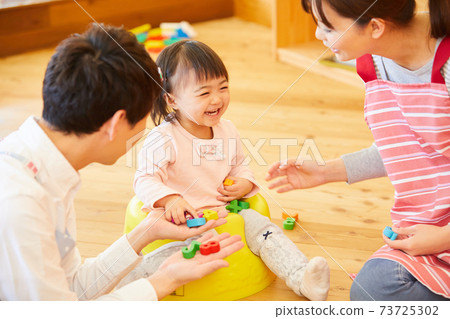 Nursery school, kindergarten, daycare image, intellectual education, educational toys, numbers 73725302