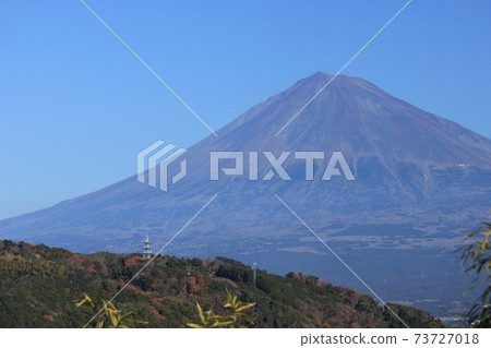 富士山在年底沒有積雪 73727018