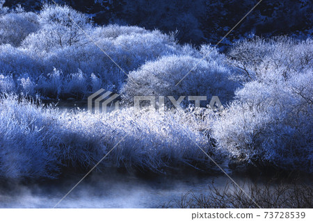 Soyangho. Soyanggang virgin. Sanggoda. Water fog Soyangho. Soyanggang virgin. Sanggoda. Water fog 73728539