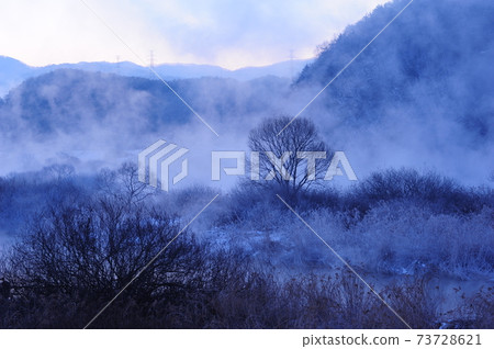 Soyangho. Soyanggang virgin. Sanggoda. Water fog 73728621