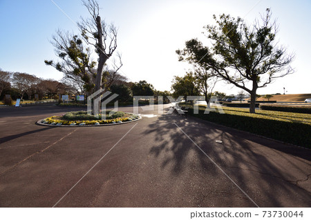 Yoshida Park 210116am 8:45 73730044