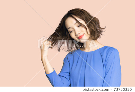 Female hair care image Female hair care image 73730330